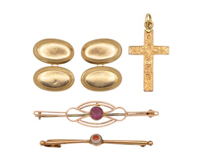 Lot 160 - A selection of 9k gold jewellery items.
