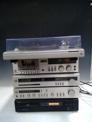 Lot 20 - A Technics and Goodmans Separates HI-FI System....