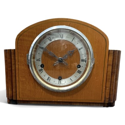 Lot 53 - An Art Deco Westminster chiming mantel clock...