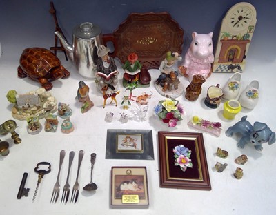 Lot 100 - A Mixed Lot. Murano Glass Animals, a Ceramic...