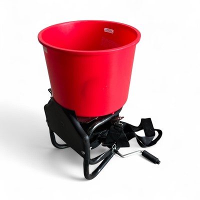 Lot 34 - An Earthway EV-N-SPRED commercial crank...