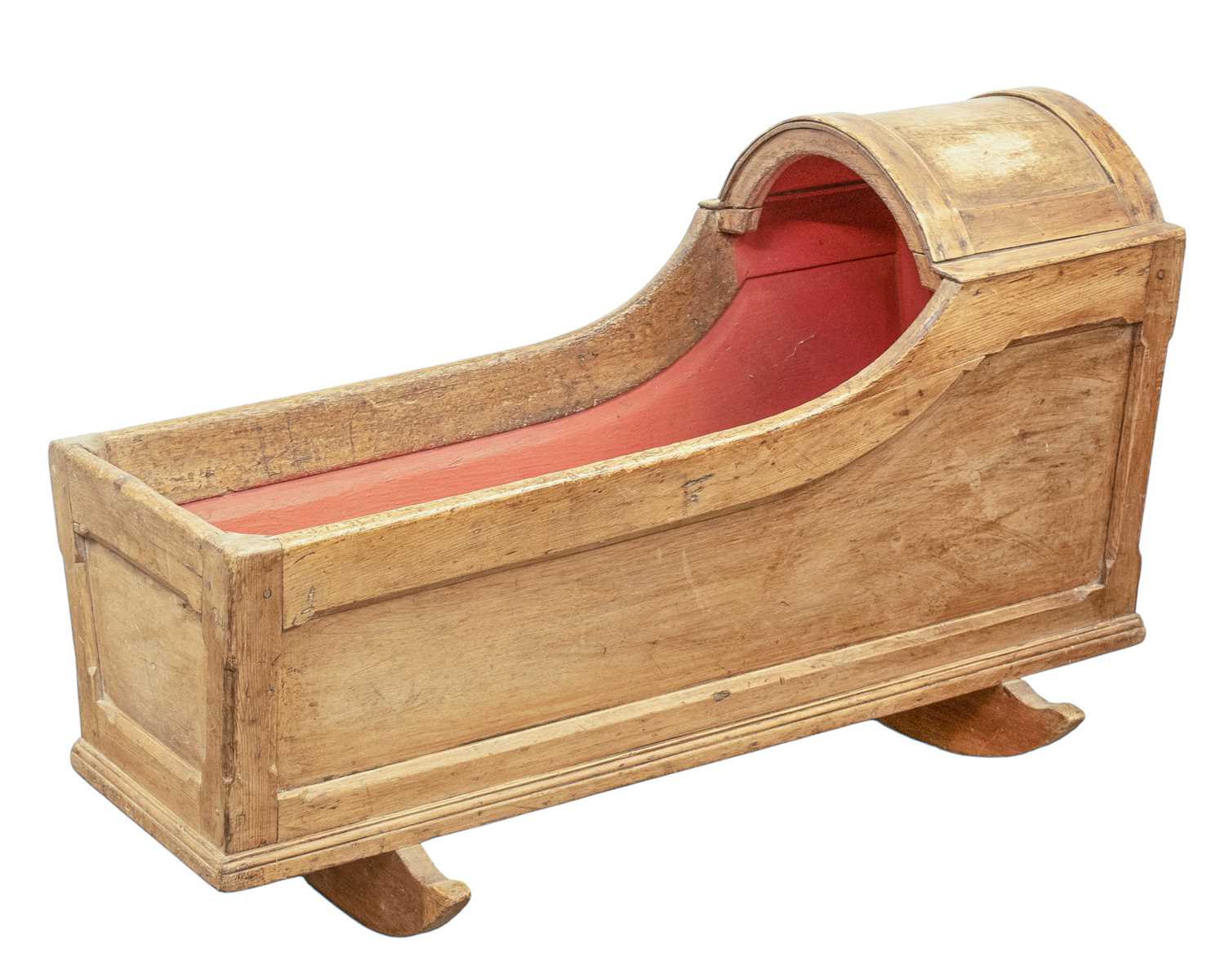 Lot 652 - A pine rocking baby crib.