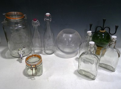 Lot 190 - A Kilner 5Litre Dispenser, Jar and Bottle,...