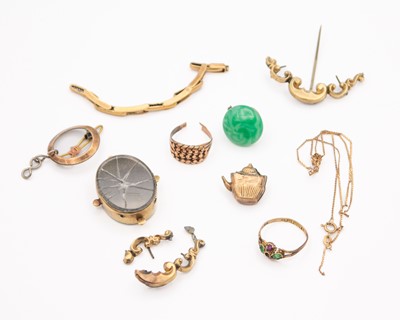 Lot 15 - A selection of broken 9k gold, and two gold-plated jewellery items.