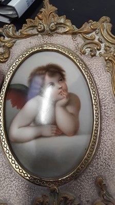 Lot 23 - A late 19th/early 20th century German porcelain plaque.