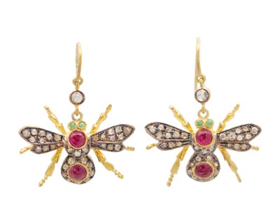 Lot 224 - A pair of silver gilt, ruby, diamond, and emerald bee pendant earrings.