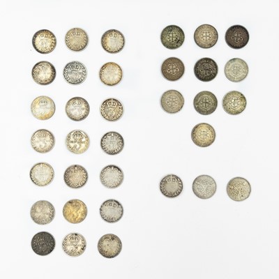 Lot 152 - GB - A collection of silver and 0.500 silver threepence 3d coins.