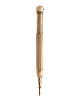 Lot 223 - S Mordan & Co - a 10k yellow gold small propelling pencil.