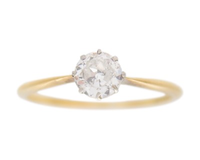 Lot 235 - An 18k gold diamond solitaire ring.