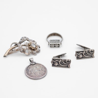 Lot 41 - HUGO GRUN- Danish silver cufflinks, with other silver jewellery items.