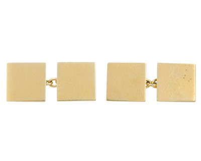 Lot 125 - A pair of 18k gold square cufflinks.