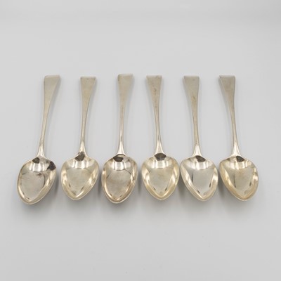 Lot 222 - A George III silver matched set of six OE pattern table spoons.