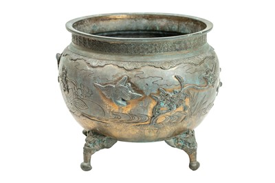 Lot 434 - A Japanese bronze jardiniere.