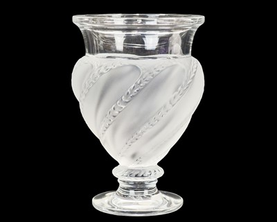 Lot 586 - A Lalique 'Ermenonville' glass vase.