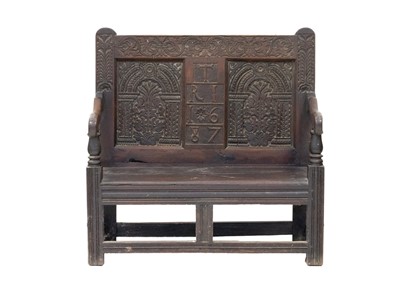 Lot 800 - A joined oak hall bench.