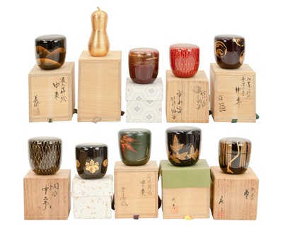 Lot 428 - A collection of 10 Japanese lacquer natsume tea caddies.