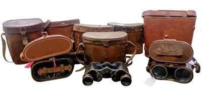 Lot 46 - A pair of Bausch & Lomb Optical Co Military Stereo 6 x 30 binoculars.