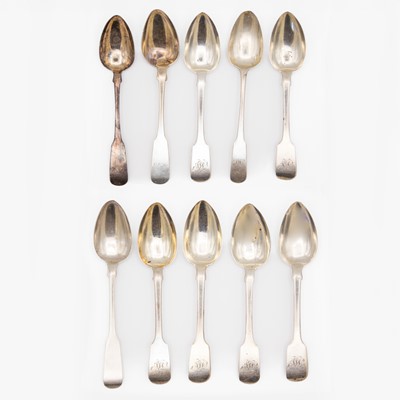 Lot 153 - A William IV Exeter silver set of six fiddle pattern tea spoons by William Woodman.