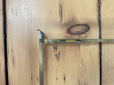 Lot 18 - Swaine Adeney Horse Measure