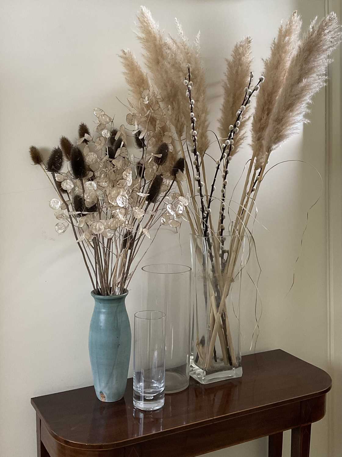 Lot 25 - Collection of Vases