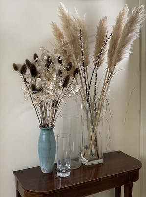 Lot 25 - Collection of Vases