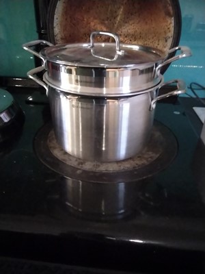 Lot 266 - Le Creuset pan