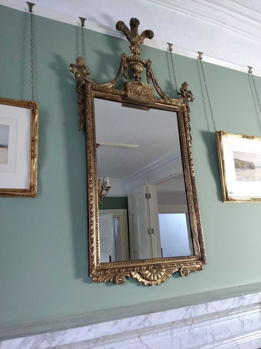 Lot 41 - Carved giltwood pier mirror