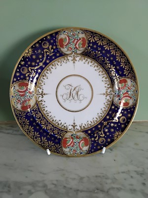 Lot 43 - Worcester porcelain