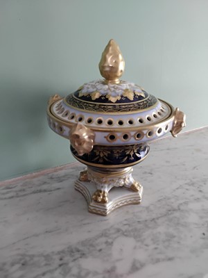 Lot 45 - Derby porcelain