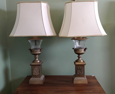 Lot 49 - A pair of imposing table lamps