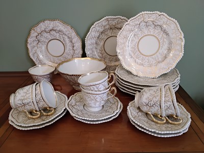 Lot 65 - Worcester porcelain