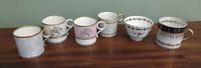 Lot 77 - Worcester porcelain