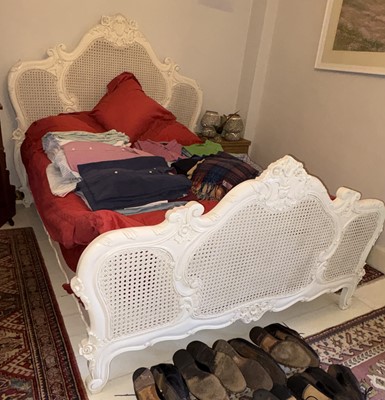 Lot 385 - French-style bed