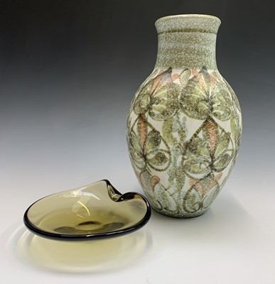 Lot 903 - A 1970s Glyn Colledge for Bourne Denby vase,...