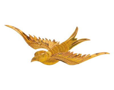 Lot 33 - A high-purity gold bird brooch.