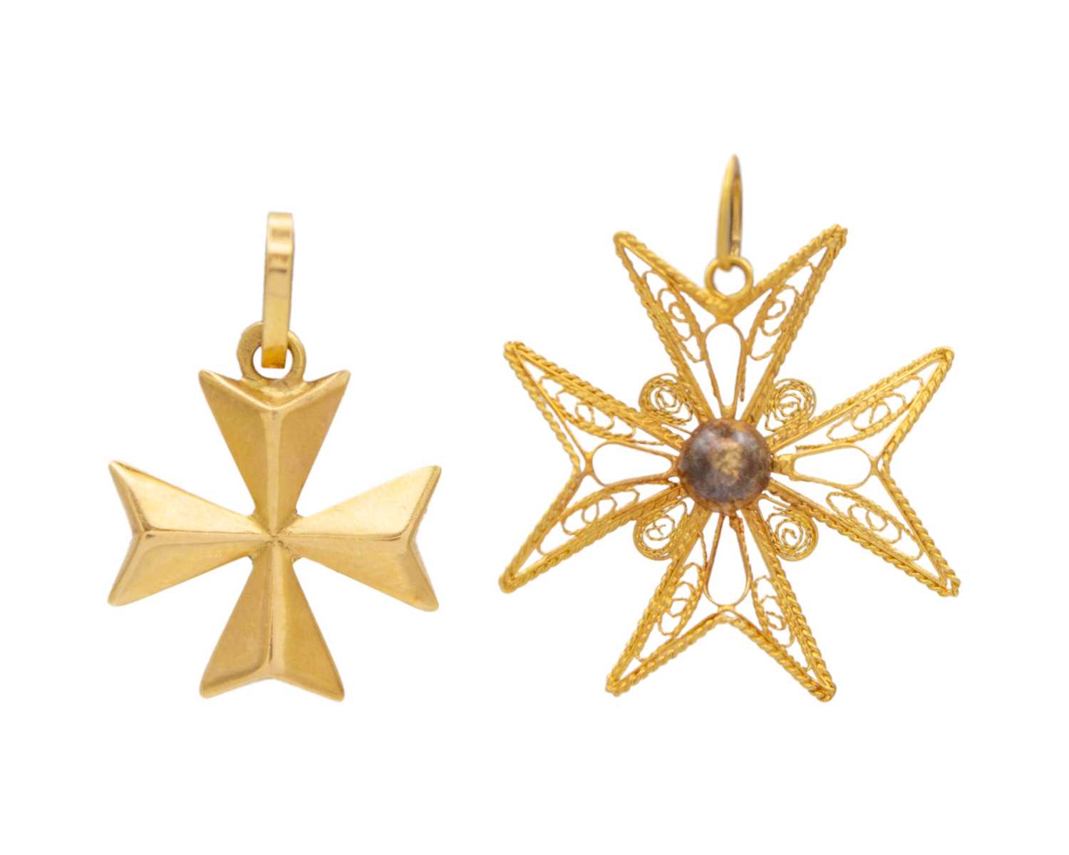 Lot 30 - Two 18k Maltese cross pendants, one is filigree, the other hollow.