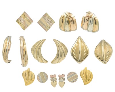 Lot 65 - Eight pairs of 9k stud earrings.