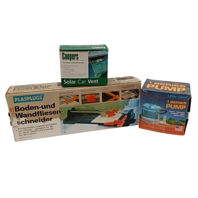 Lot 104 - A Little Giant water pump, unused, a Plasplugs...