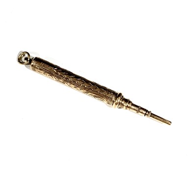 Lot 441 - A gold propelling pencil