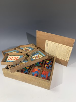 Lot 261 - A vintage French 'Nain Jaune' game. Box 32.5cm...