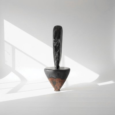 Lot 253 - Harriet BELL (1950)