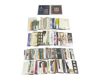 Lot 244 - GB Presentation Packs.