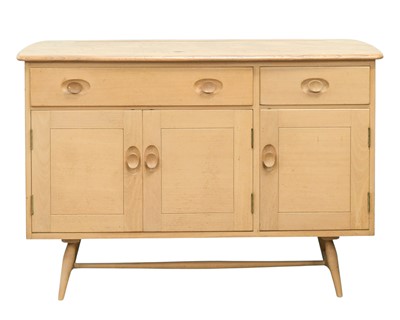 Lot An Ercol model 351 sideboard.