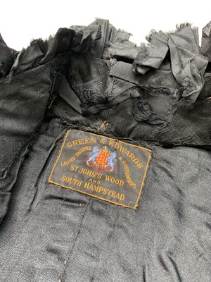 Lot 2827 - Ladies Victorian mourning clothing. To include...