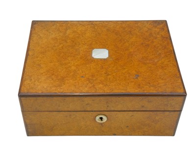 Lot 88 - A Victorian amboyna veneered jewel box.