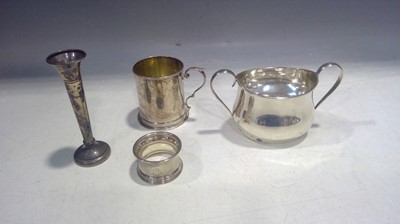 Lot 13 - A Selection of Silver, 250g in total.