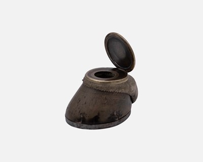 Lot 113 - A silver-plate mounted horse hoof inkwell.