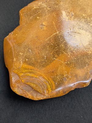 Lot 28 - An unworked amber boulder.