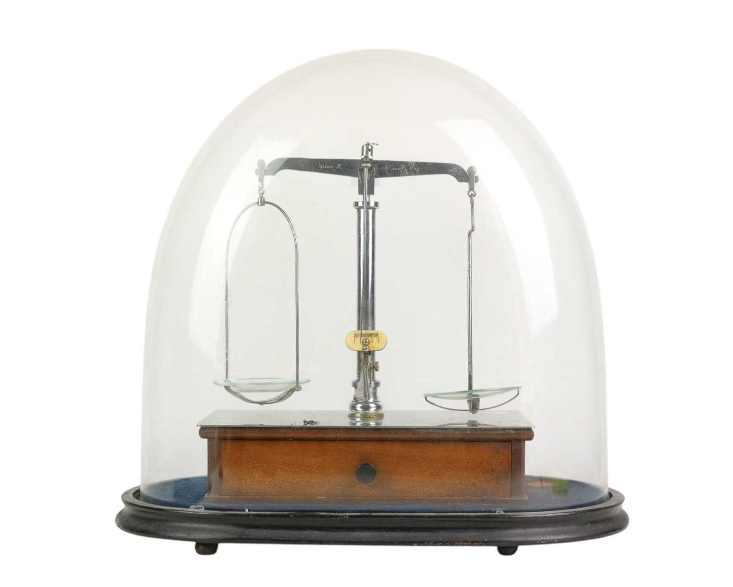 Lot 27 - A Victorian glass dome.