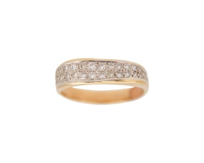 Lot 268 - An 18k diamond pavé ring.